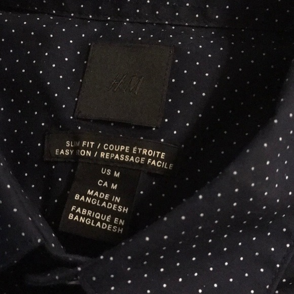 Men two shirt bundle 1 Akademiks 1 H&M both long sleeve slim fit both Me… - Picture 5 of 9